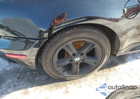 2001 BMW Z3 2.5I z USA, uszkodzony, nr VIN WBACN33421LK46169